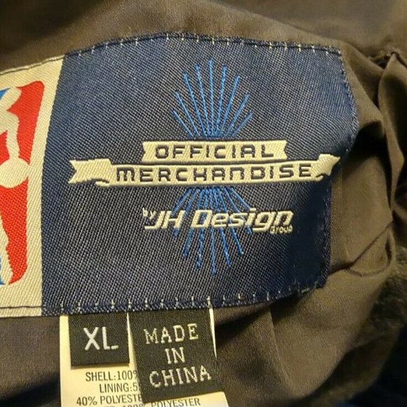 Chicago Bulls Reversible Charcoal/Black (XL) - Picture 8 of 8